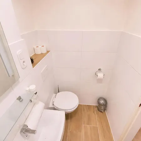 Michaela Mit Pool Und Sauna شقة *